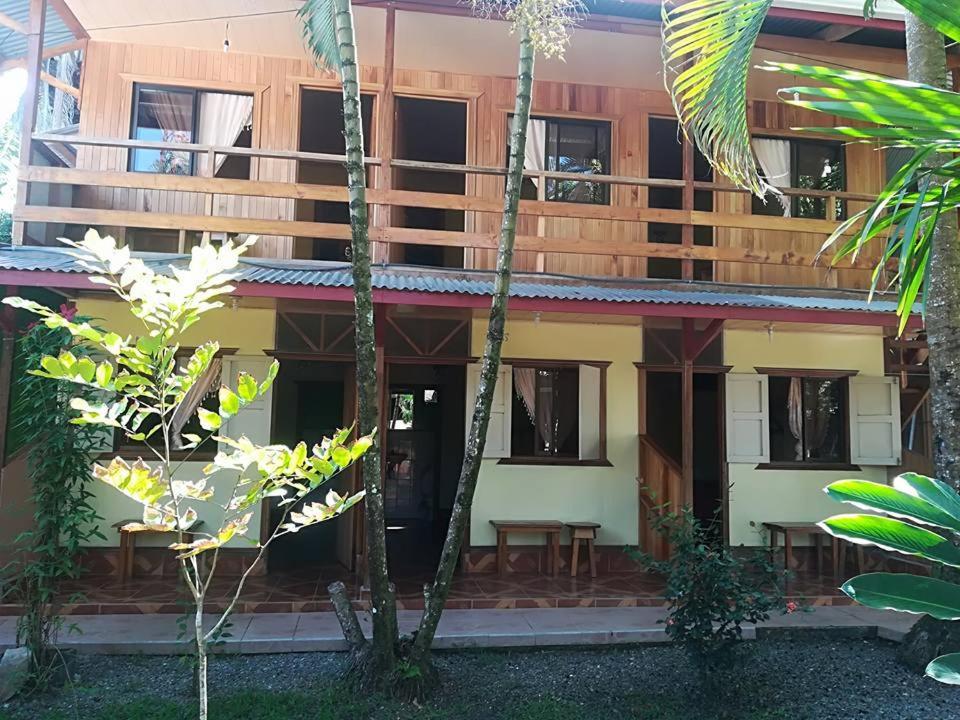 Cabinas Popular Puerto Viejo de Talamanca Exteriér fotografie